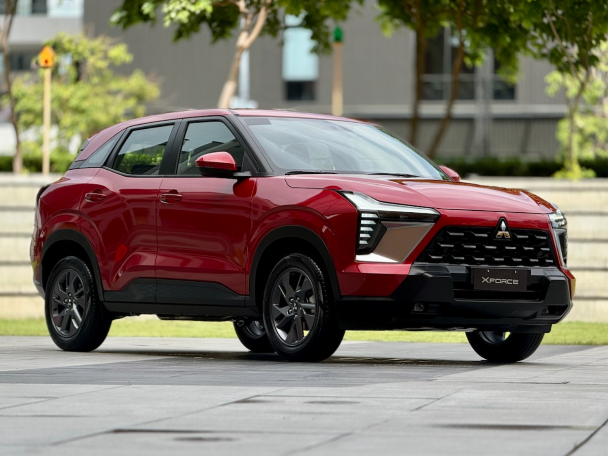 Mitsubishi XForce GLX_1