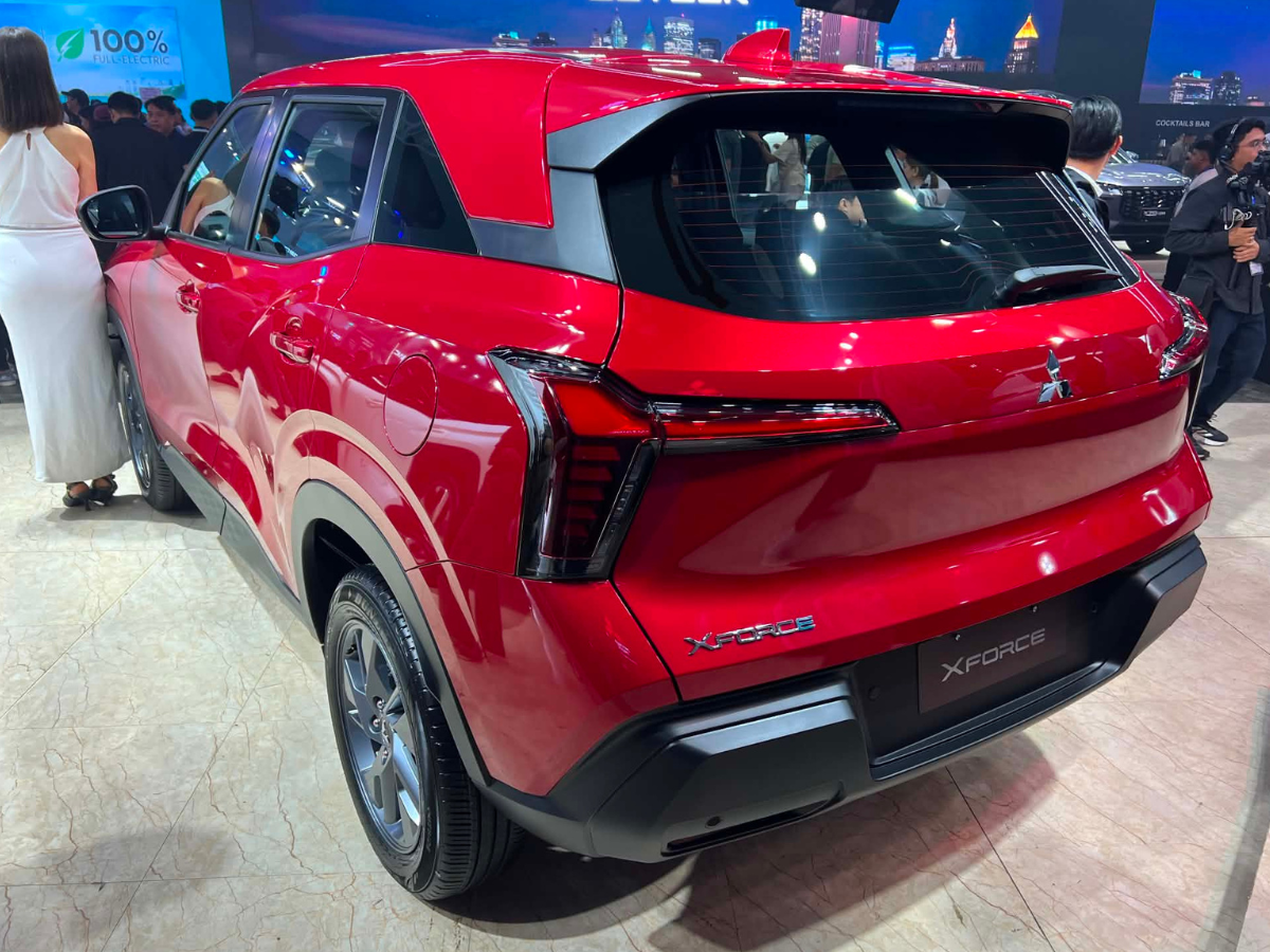 Mitsubishi XForce GLX_2