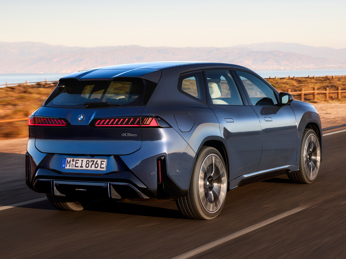 BMW iX3_2