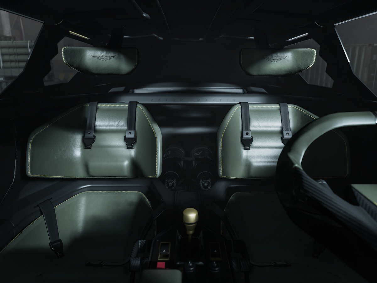Aston Martin Dreadnought seats