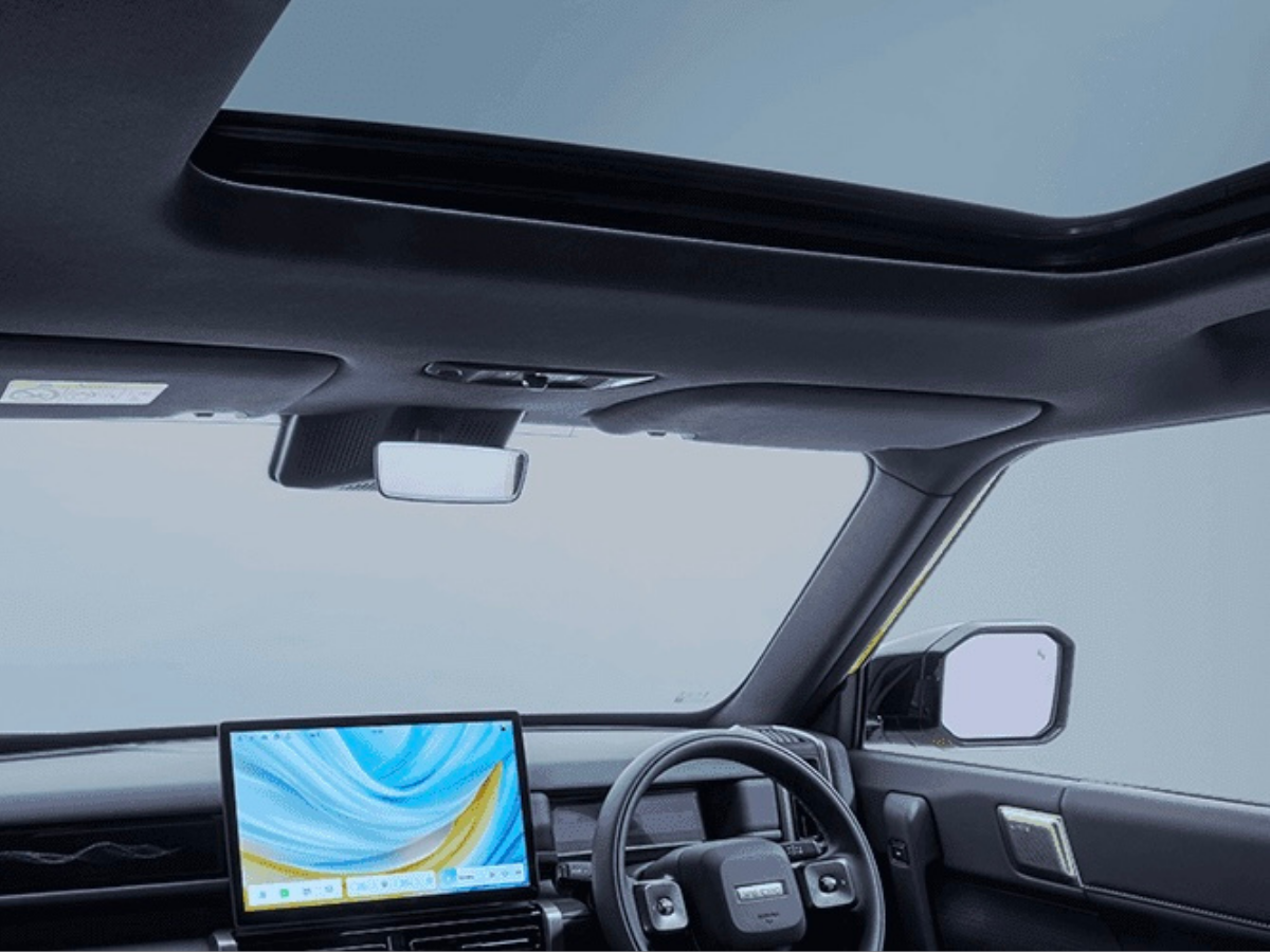 JAECOO 6T REEV cckit and sunroof
