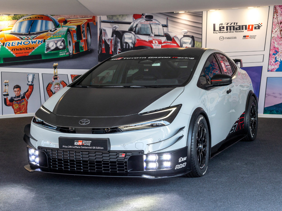 Toyota Prius 24h Le Mans Centennial GR Edition_1