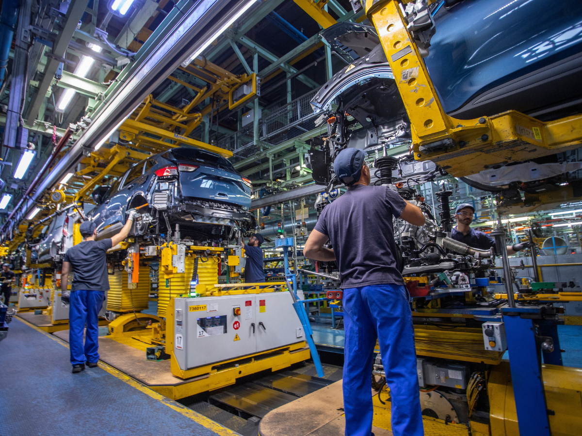 Ford Kuga assembly plant
