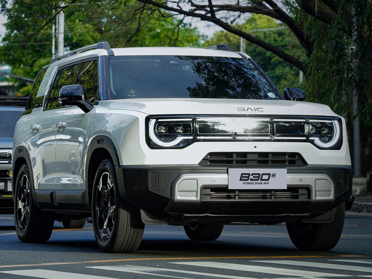 BAIC B30