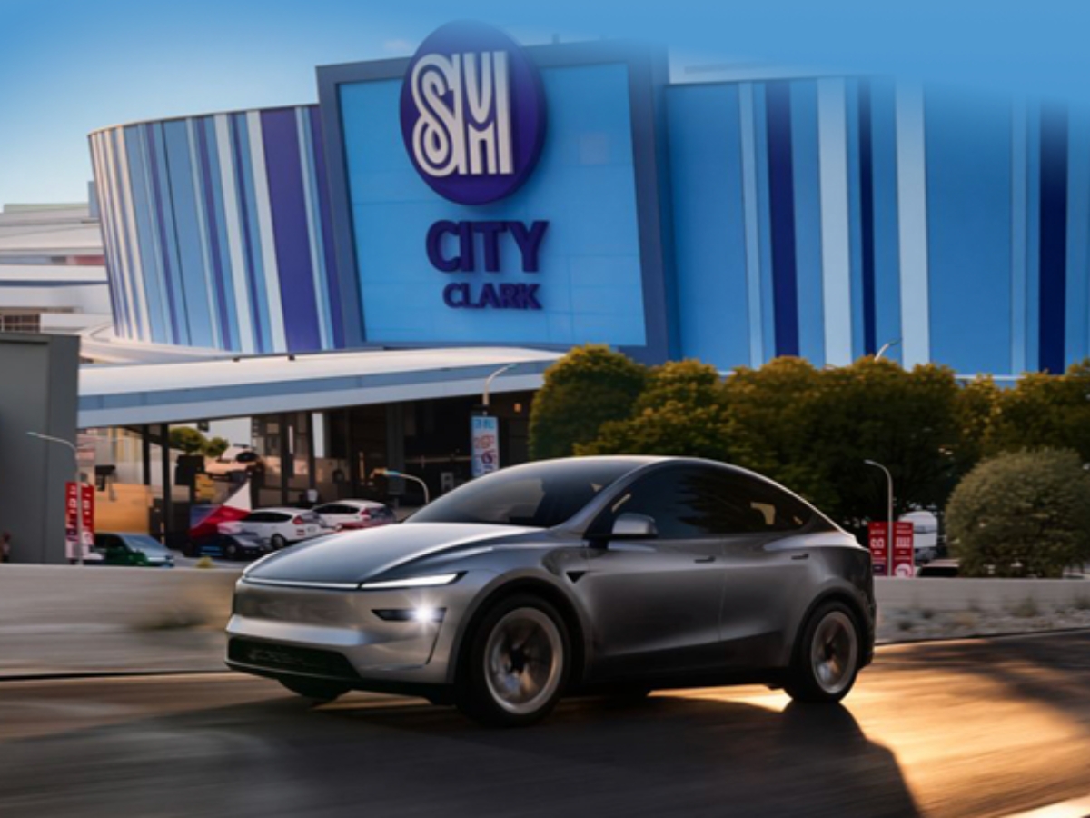 Tesla at SM City Clark