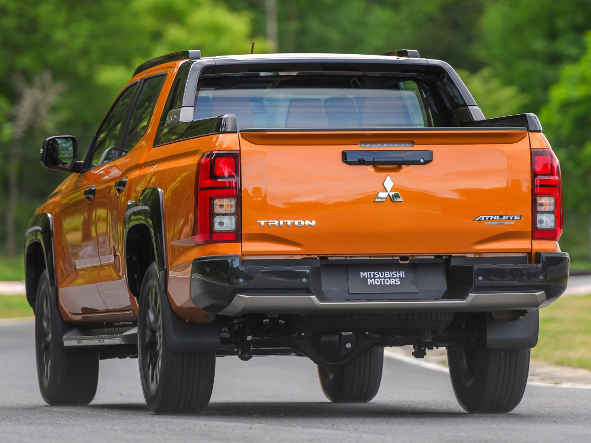 Mitsubishi Triton_2