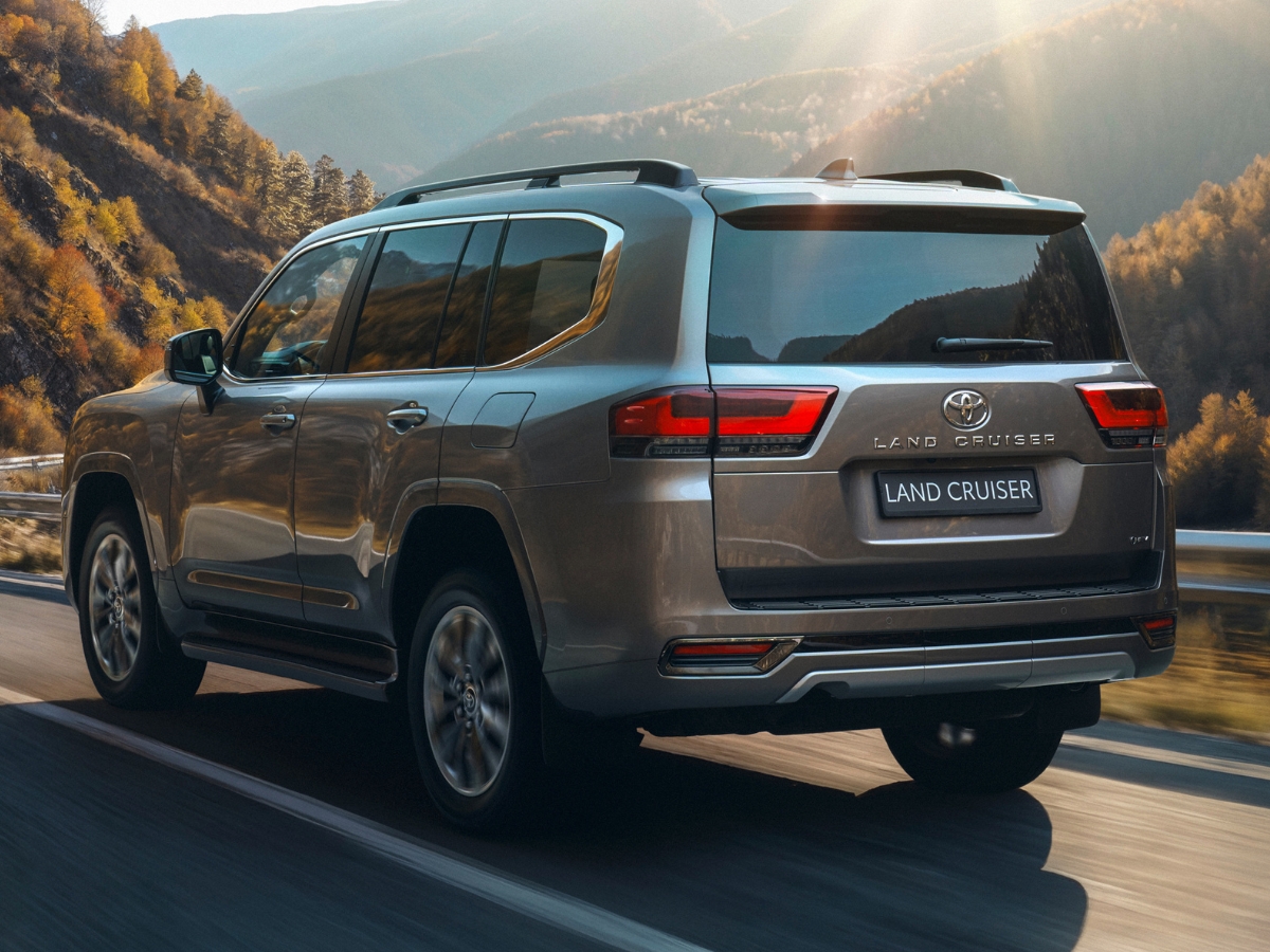 Toyota Land Cruiser 300_2