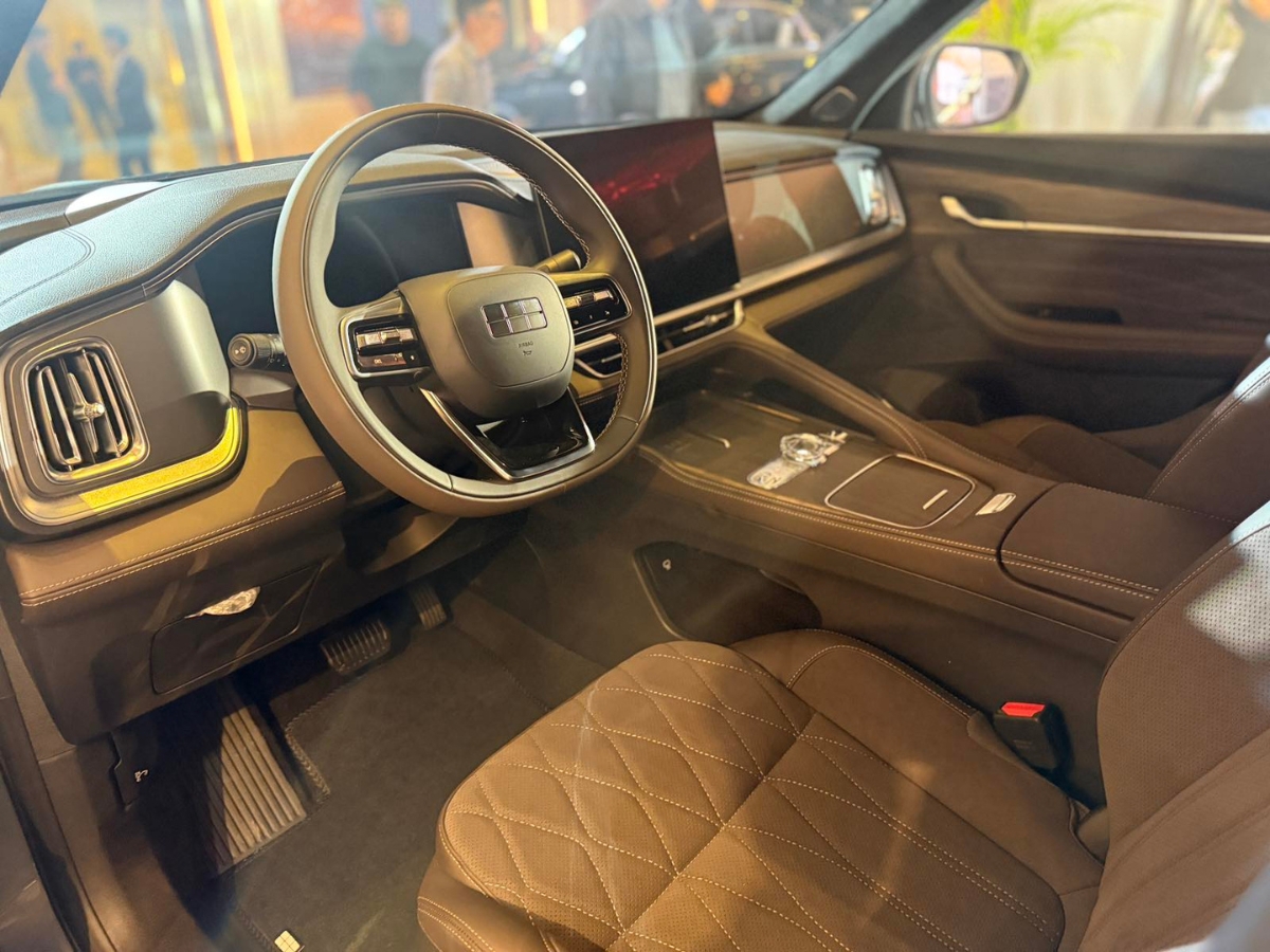 Geely Monjaro EM-i_4